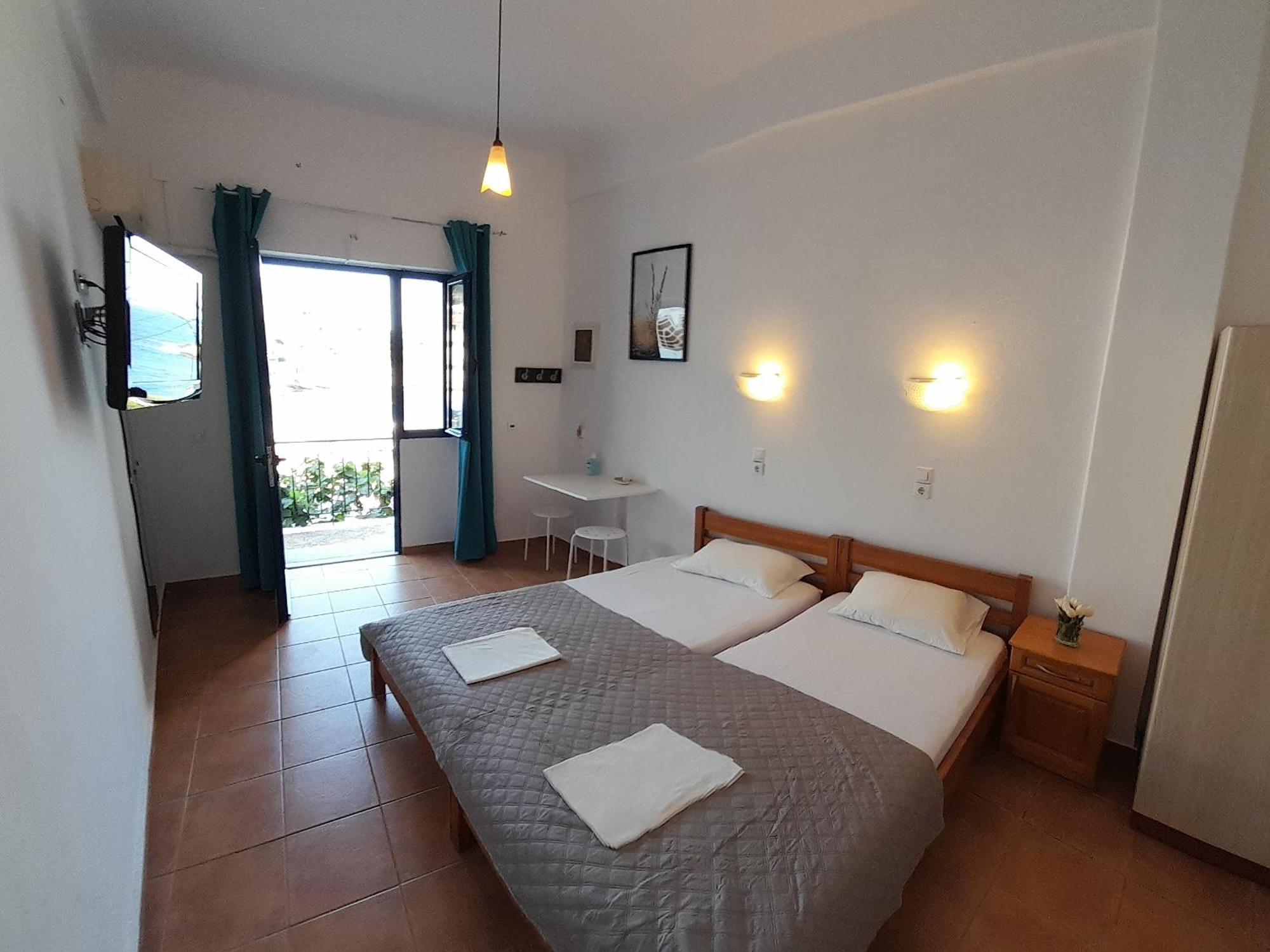 Lydia Mare Aparthotel Ágios Kírykos Room photo