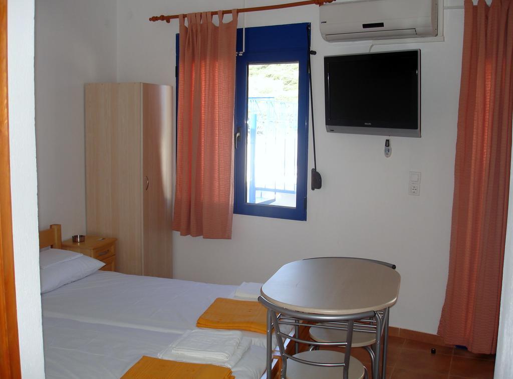 Lydia Mare Aparthotel Ágios Kírykos Exterior photo