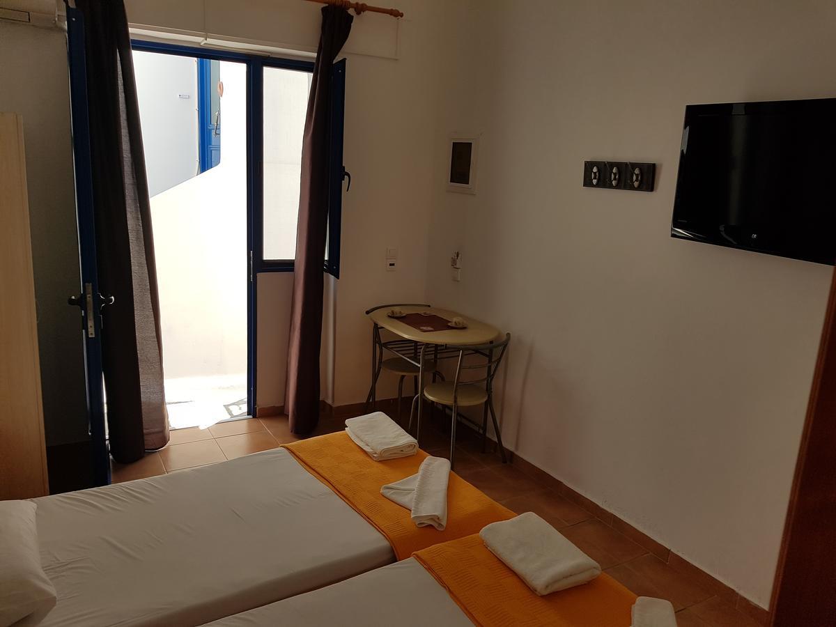 Lydia Mare Aparthotel Ágios Kírykos Exterior photo
